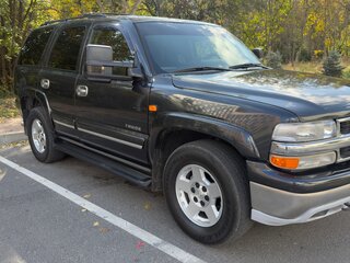 2005 Chevrolet Tahoe II, серый, 1450000 рублей, вид 3