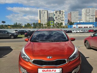 2013 Kia Ceed II, оранжевый, 880000 рублей, вид 2