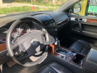 2007 Volkswagen Touareg I Рестайлинг, серый, 850000 рублей, вид 4
