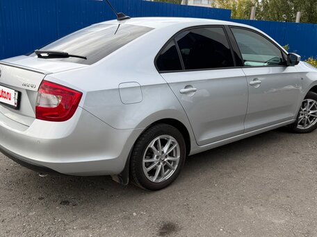 2014 Skoda Rapid I, серебристый, 825000 рублей, вид 3
