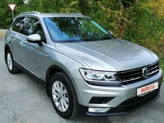 2017 Volkswagen Tiguan II, серый, 2250000 рублей, вид 2