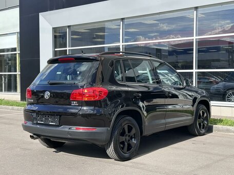 2011 Volkswagen Tiguan I Рестайлинг, чёрный, 870000 рублей, вид 4