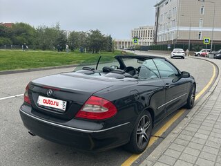 2005 Mercedes-Benz CLK-Класс 350 II (W209) Рестайлинг, чёрный, 1449000 рублей, вид 4