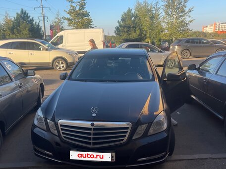 2011 Mercedes-Benz E-Класс 200 7G-Tronic IV (W212, S212, C207), коричневый, 1000000 рублей, вид 1