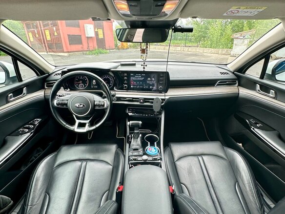 2021 Kia K5 III, белый, 2750000 рублей - вид 6