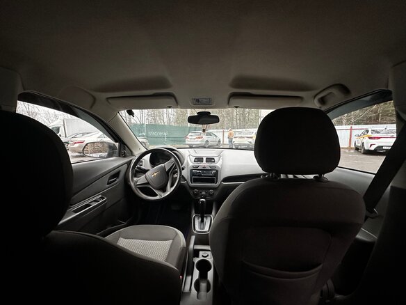 2013 Chevrolet Cobalt II, чёрный, 480000 рублей - вид 10