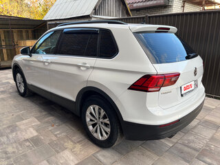2018 Volkswagen Tiguan II, белый, 1750000 рублей, вид 5