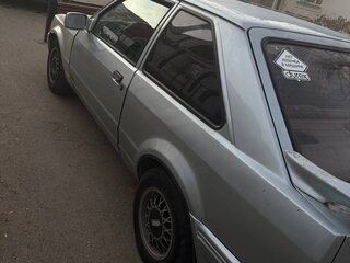 1986 Ford Escort XR3i IV, серебристый, 180000 рублей, вид 4