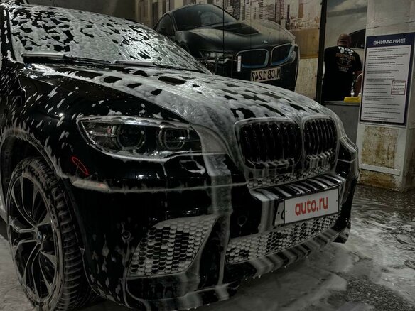 2011 BMW X6 50i 8-speed I (E71), чёрный, 2000000 рублей - вид 8