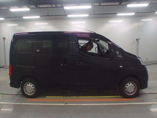 2019 Nissan NV200, чёрный, 1900000 рублей, вид 4