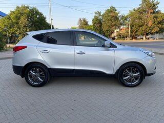 2014 Hyundai ix35 I Рестайлинг, серебристый, 1610000 рублей, вид 4