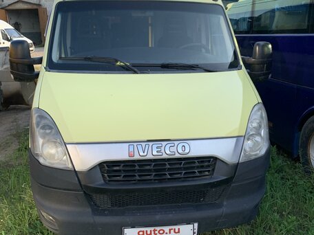 2014 Iveco Daily, жёлтый, 2600000 рублей, вид 2