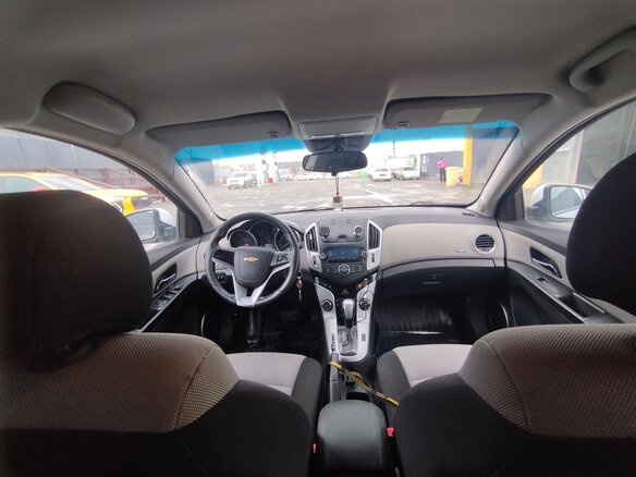2012 Chevrolet Cruze I Рестайлинг, белый, 790000 рублей - вид 9
