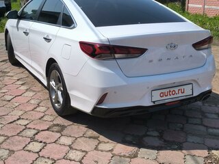 2019 Hyundai Sonata VII (LF) Рестайлинг, белый, 1750000 рублей, вид 3