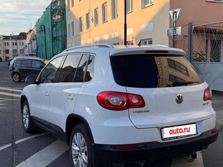 2009 Volkswagen Tiguan I, чёрный, 899900 рублей, вид 4