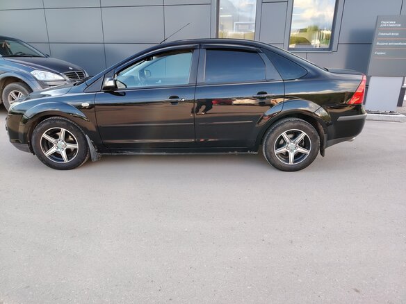 2007 Ford Focus II, чёрный, 475000 рублей - вид 2