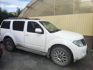 2014 Nissan Pathfinder III Рестайлинг, белый, 2300000 рублей, вид 1