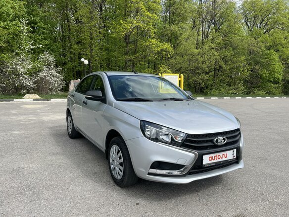 2017 Lada (ВАЗ) Vesta I, серебристый, 920000 рублей - вид 2