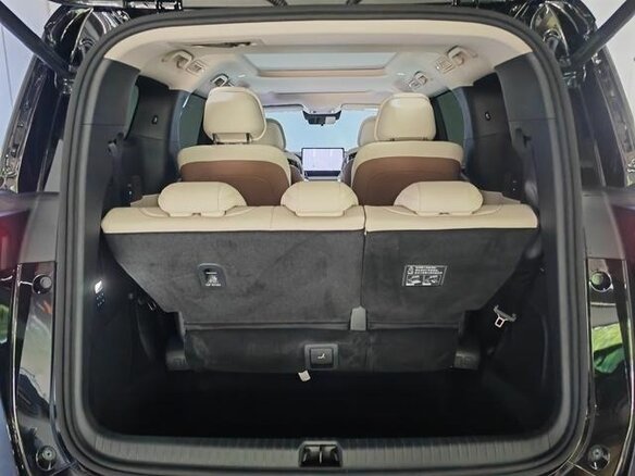 2025 BYD Xia (M9) 20.39 kWh, чёрный, 4050000 рублей - вид 19