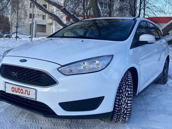 2018 Ford Focus III Рестайлинг, белый, 1150000 рублей