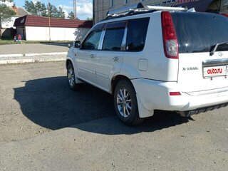 2000 Nissan X-Trail I, белый, 400000 рублей, вид 3