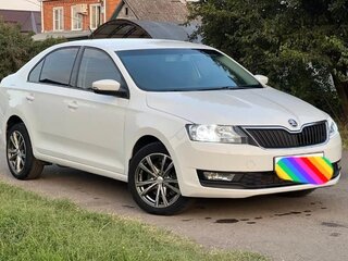 2018 Skoda Rapid I Рестайлинг, белый, 1700000 рублей, вид 5