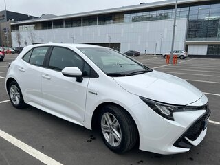2020 Toyota Corolla XII (E210), белый, 3200000 рублей, вид 1