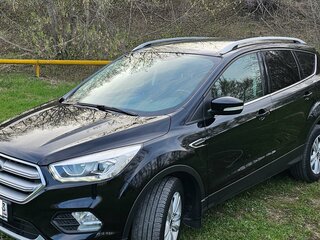 2017 Ford Kuga II Рестайлинг, чёрный, 2250000 рублей, вид 1