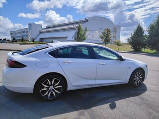 2018 Opel Insignia II, белый, 1600000 рублей, вид 3