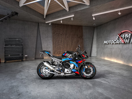 2025 BMW M 1000 R, чёрный, 3500000 рублей, вид 3