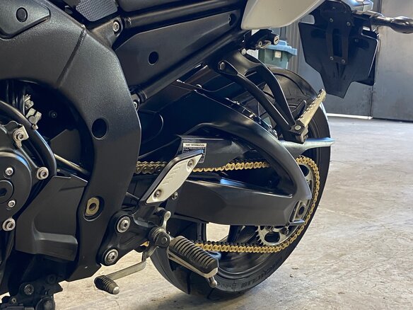2012 Yamaha FZ8, белый, 620000 рублей - вид 4