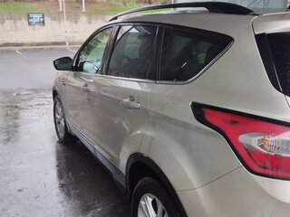 2016 Ford Escape III Рестайлинг, бежевый, 1350000 рублей, вид 3