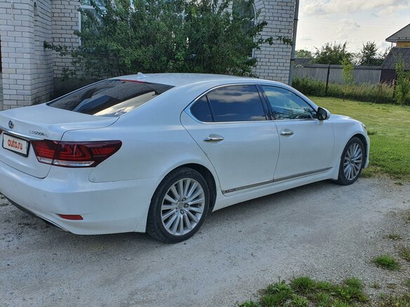 2012 Lexus LS Long 600h L IV Рестайлинг 2, белый, 2350000 рублей - вид 3
