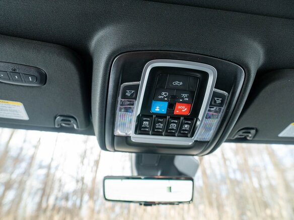 2024 Ram 1500 RHO V Рестайлинг, серебристый, 10500000 рублей - вид 15