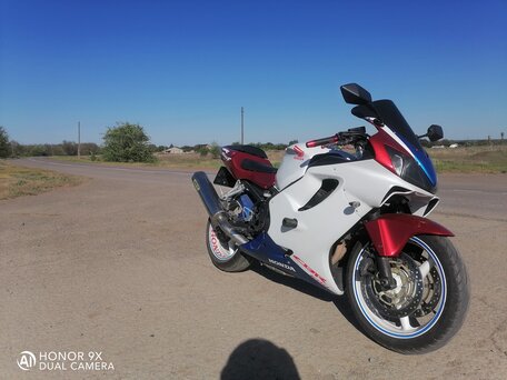 2002 Honda CBR 600F, белый, 400000 рублей, вид 3