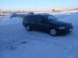 1998 Mercedes-Benz C-Класс 180 I (W202) Рестайлинг, синий, 290000 рублей, вид 3