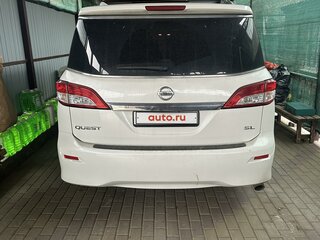 2011 Nissan Quest IV, белый, 1720000 рублей, вид 4