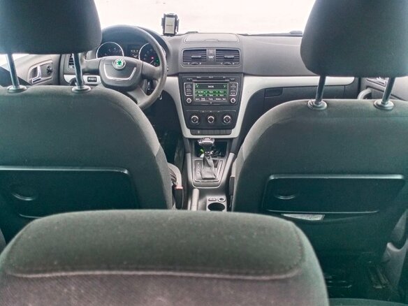 2012 Skoda Yeti I, серебристый, 750000 рублей - вид 8