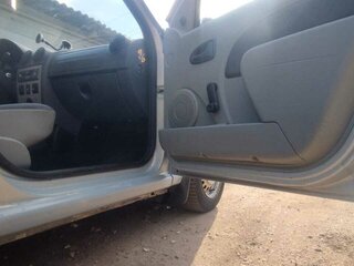 2006 Renault Logan I, серый, 415999 рублей, вид 4