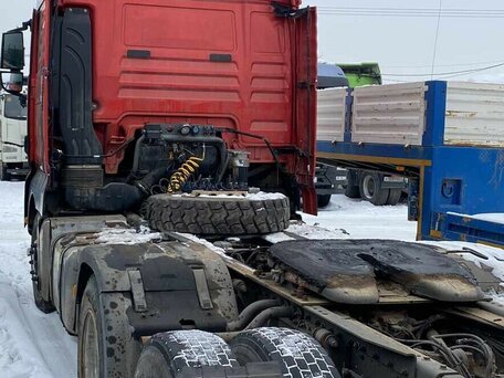 2023 Sinotruk Sitrak C6G, красный, 4050000 рублей, вид 4