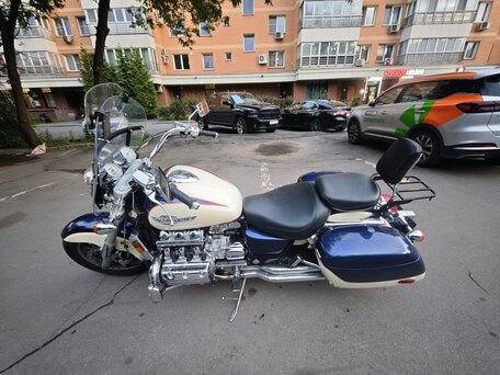 1997 Honda Valkyrie 1500, синий, 500000 рублей, вид 3