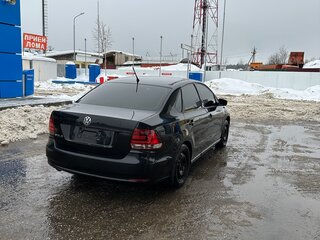 2016 Volkswagen Polo V Рестайлинг, чёрный, 850000 рублей, вид 4