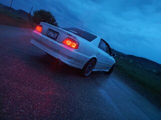 1999 Toyota Chaser VI (X100) Рестайлинг, белый, 680000 рублей, вид 4