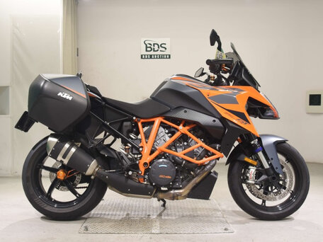 2023 KTM 1290 Super Duke GT, оранжевый, 1550000 рублей, вид 3