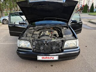 1998 Mercedes-Benz S-Класс 320 III (W140) Рестайлинг, чёрный, 2000000 рублей, вид 2