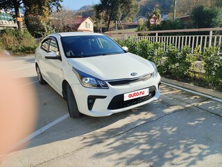 2018 Kia Rio IV, белый, 1550000 рублей, вид 5