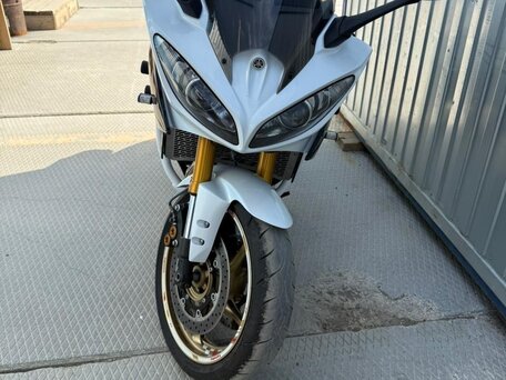 2011 Yamaha FZ8, белый, 622500 рублей, вид 1