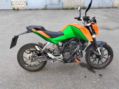 2013 KTM 200 Duke, оранжевый, 210000 рублей, вид 5