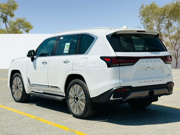 2026 Lexus LX 600 IV, белый, 20500000 рублей - вид 4