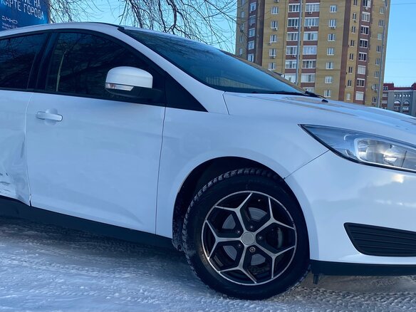 2018 Ford Focus III Рестайлинг, белый, 1150000 рублей - вид 5